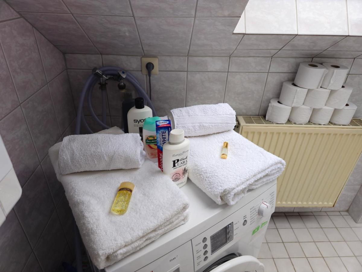 Sauna - Massage -Bodensee-Cinema Feeling- Home Sharing - Parking - Kueche Radolfzell am Bodensee Exterior photo